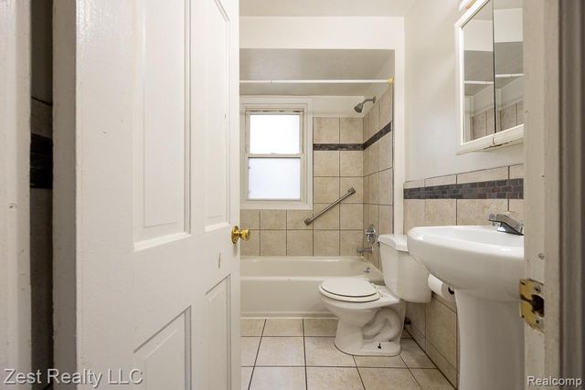 1012 Cloverlawn Boulevard, Lincoln Park, MI 48146