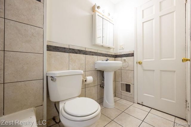 1012 Cloverlawn Boulevard, Lincoln Park, MI 48146