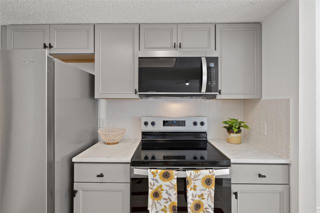 2601-B Alcott LN B, Austin, TX 78748