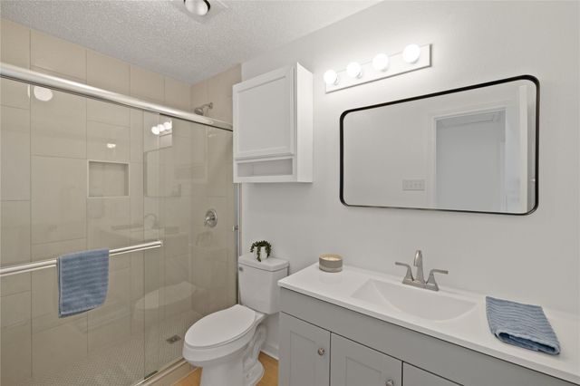 2601-B Alcott LN B, Austin, TX 78748