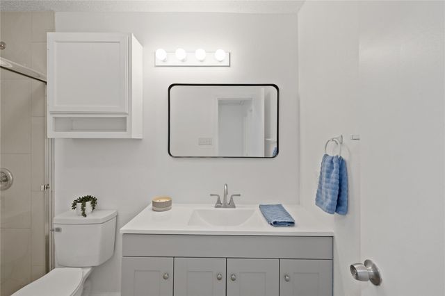 2601-B Alcott LN B, Austin, TX 78748