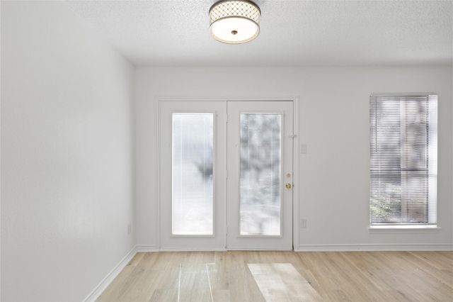 2601-B Alcott LN B, Austin, TX 78748