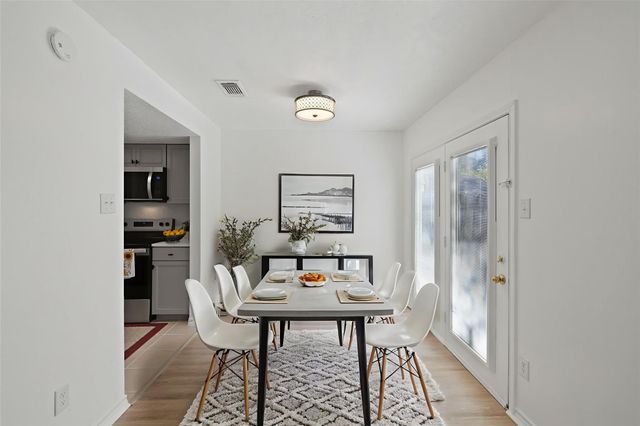 2601-B Alcott LN B, Austin, TX 78748