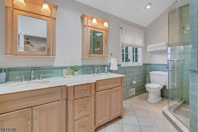 72 Huron Dr, Chatham Twp., NJ 07928