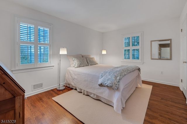 72 Huron Dr, Chatham Twp., NJ 07928