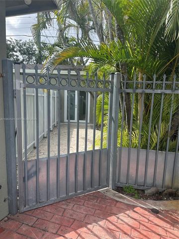 11440 SW 47th St Rear, Miami, FL 33165