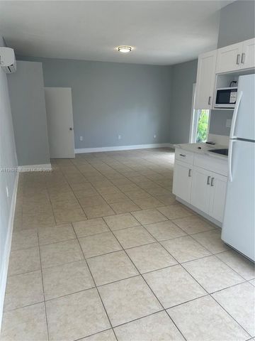 11440 SW 47th St Rear, Miami, FL 33165