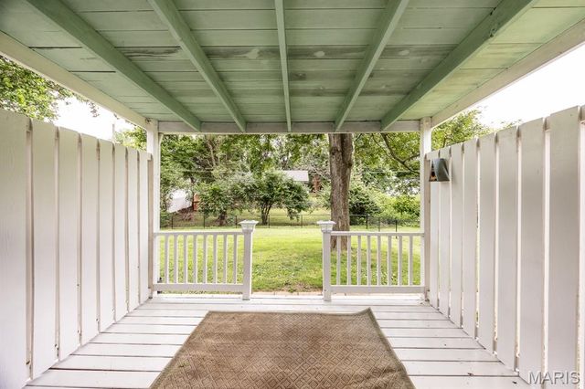 6908 Osage Drive, Belleville, IL 62223