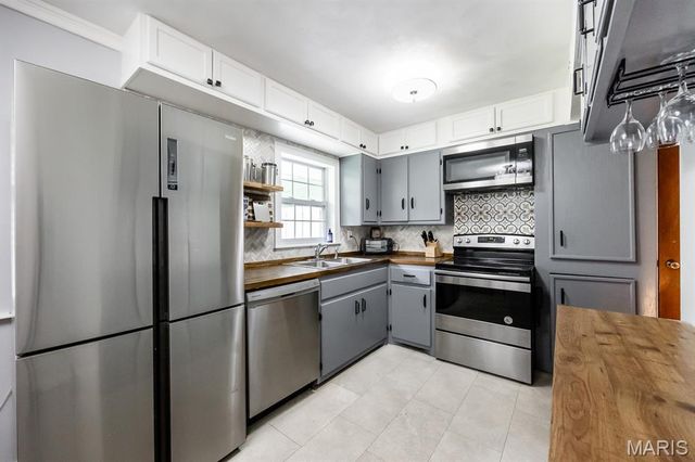 6908 Osage Drive, Belleville, IL 62223