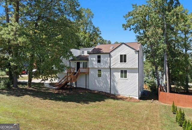 5111 Manitou Way, Stone Mountain, GA 30087