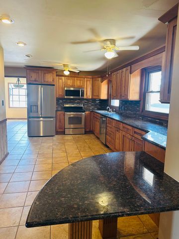 337 East Farm Road 96, Springfield, MO 65803