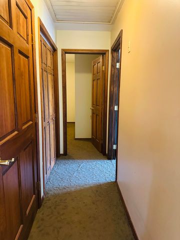 337 East Farm Road 96, Springfield, MO 65803