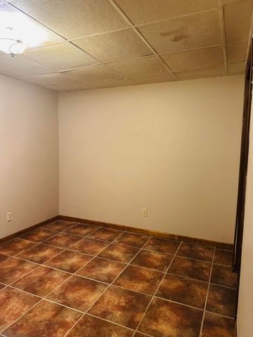 337 East Farm Road 96, Springfield, MO 65803