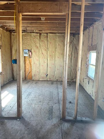 337 East Farm Road 96, Springfield, MO 65803