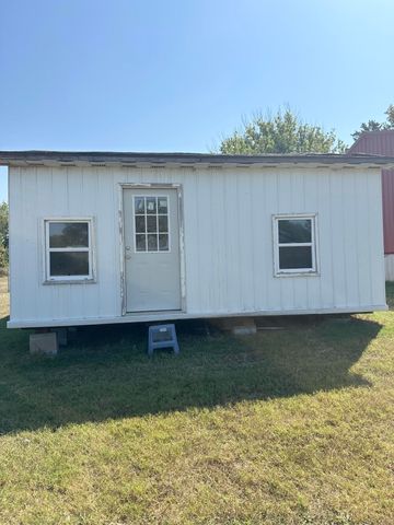 337 East Farm Road 96, Springfield, MO 65803