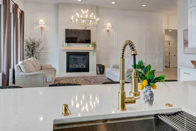 2124 N Silver Charm Avenue, Springfield, MO 65802