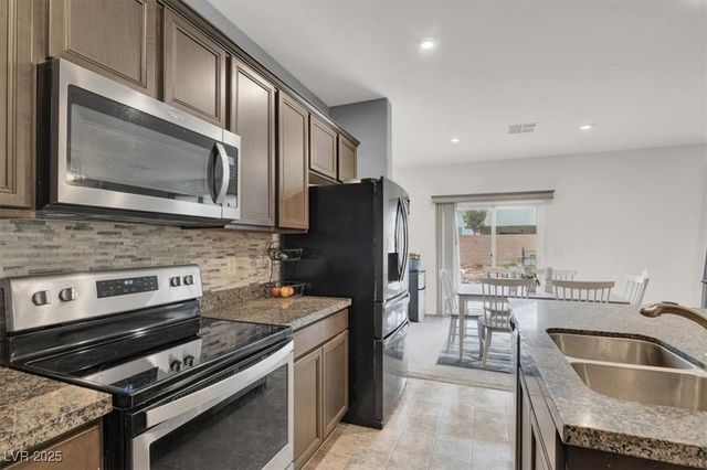 3645 East Moffat Avenue, Pahrump, NV 89061