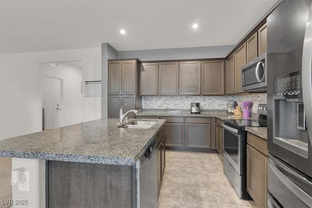 3645 East Moffat Avenue, Pahrump, NV 89061