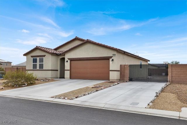 3645 East Moffat Avenue, Pahrump, NV 89061