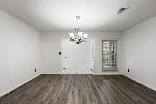 5826 Pine Arbor Drive, Houston, TX 77066