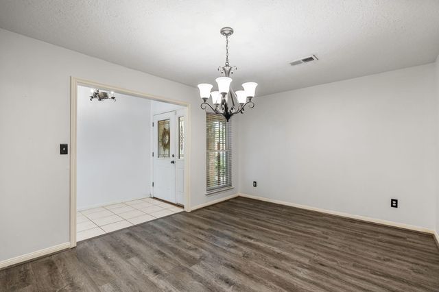5826 Pine Arbor Drive, Houston, TX 77066