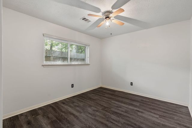 5826 Pine Arbor Drive, Houston, TX 77066
