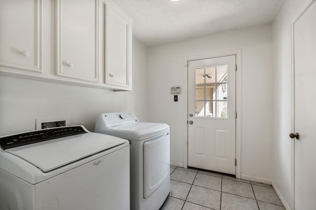 5826 Pine Arbor Drive, Houston, TX 77066