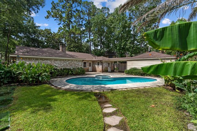 5826 Pine Arbor Drive, Houston, TX 77066