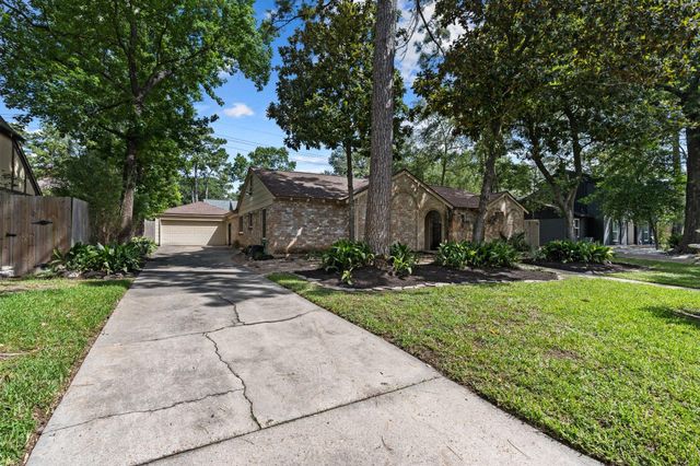 5826 Pine Arbor Drive, Houston, TX 77066