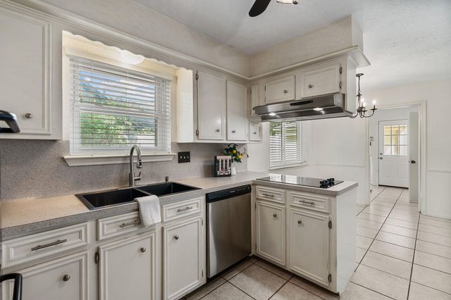 5826 Pine Arbor Drive, Houston, TX 77066