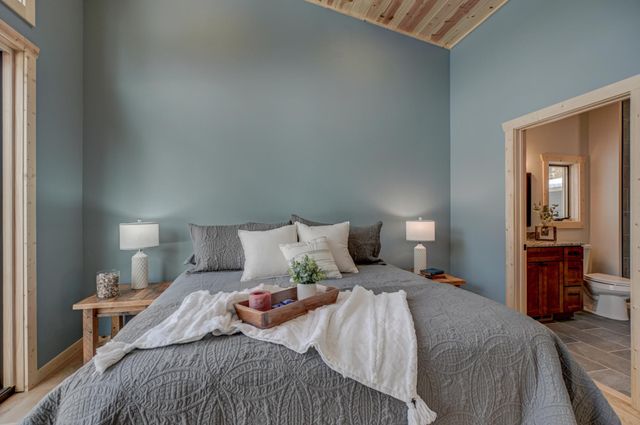 11721 N Vesper Drive, Hayward, WI 54843