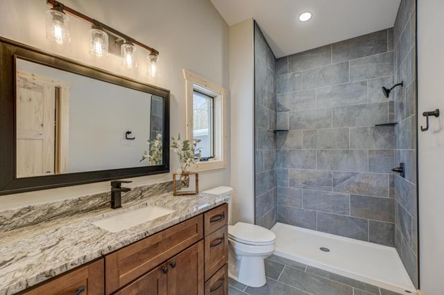 11721 N Vesper Drive, Hayward, WI 54843