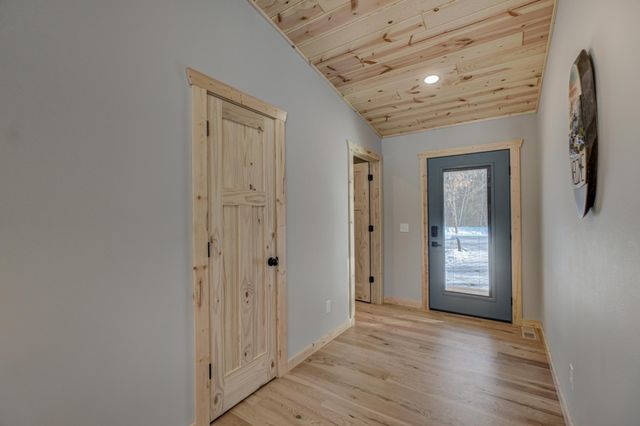 11721 N Vesper Drive, Hayward, WI 54843