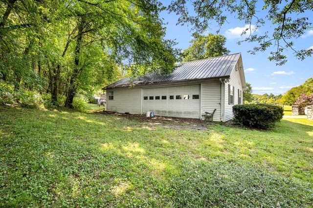 420 Beechwood Rd, Bell Buckle, TN 37020