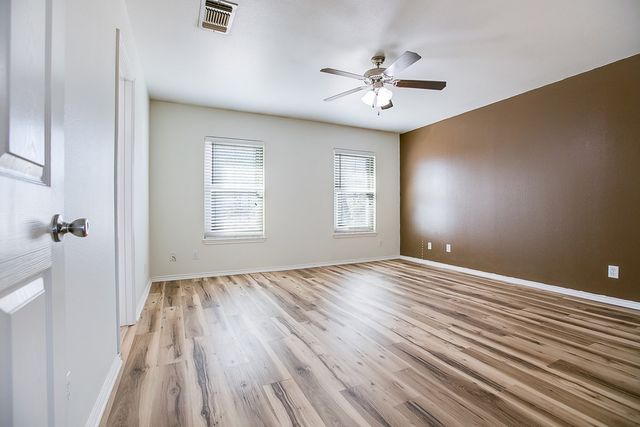 2933 Old Eola Road, San Angelo, TX 76905