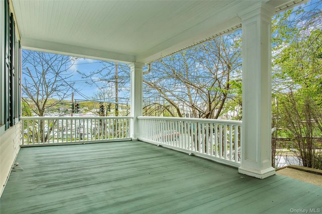 2&4 Youngs Hill Road, Huntington, NY 11743
