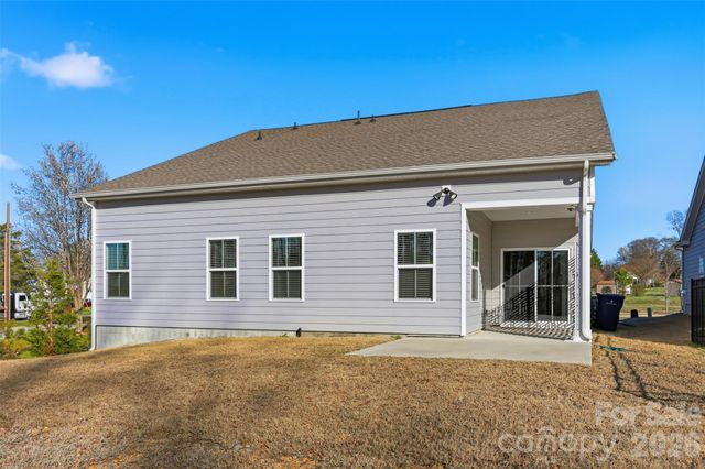 6334 Cambridge Drive, Harrisburg, NC 28075