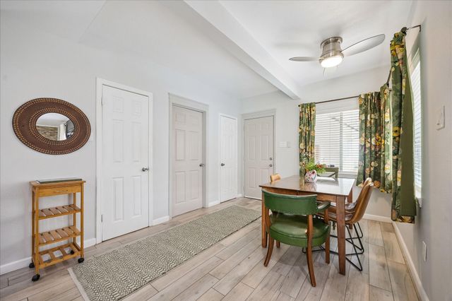 10207 Scofield Lane, Houston, TX 77096