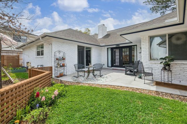 10207 Scofield Lane, Houston, TX 77096