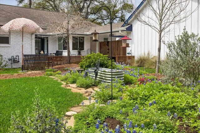 10207 Scofield Lane, Houston, TX 77096