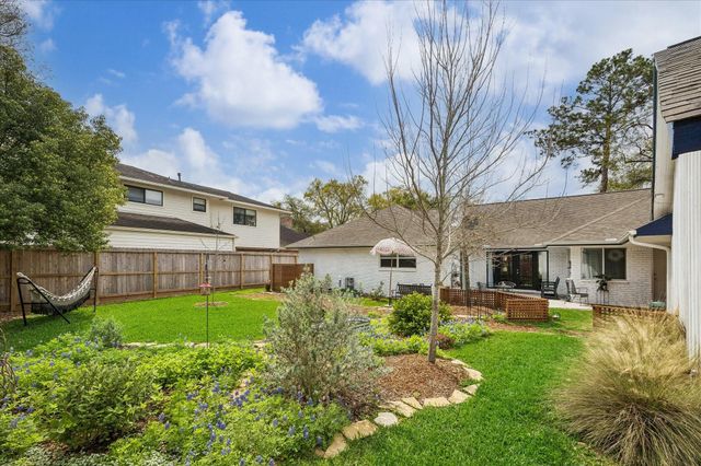 10207 Scofield Lane, Houston, TX 77096