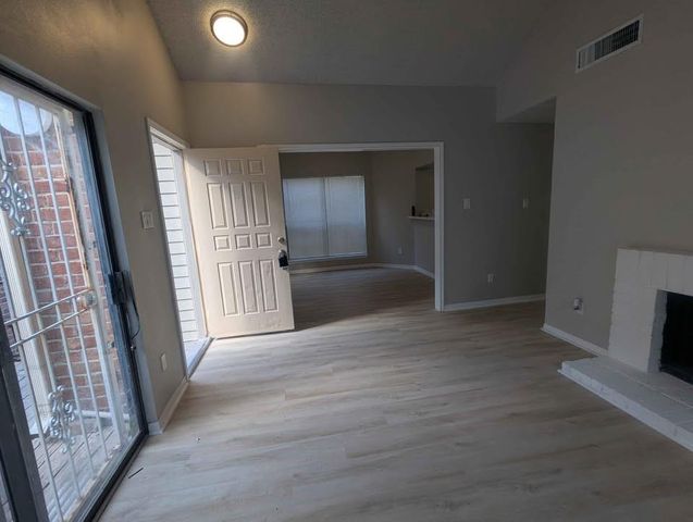 10152 Waterstone Drive, Houston, TX 77042