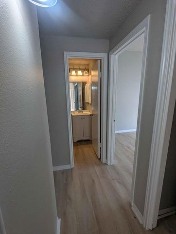 10152 Waterstone Drive, Houston, TX 77042