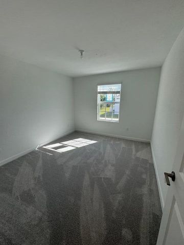 6953 Harbours Edge Avenue, Lake Worth, FL 33467