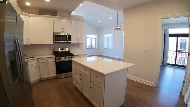 1701 W Chicago Avenue 3, Chicago, IL 60622