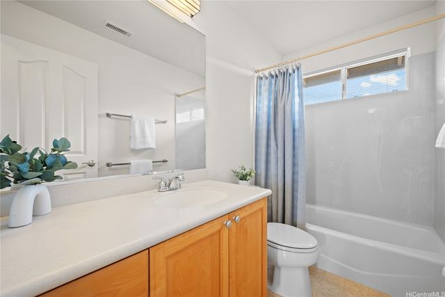 94-859 Hiapo Street, Waipahu, HI 96797