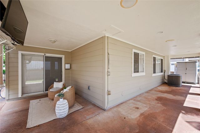 94-859 Hiapo Street, Waipahu, HI 96797