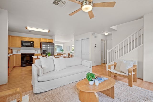 94-859 Hiapo Street, Waipahu, HI 96797