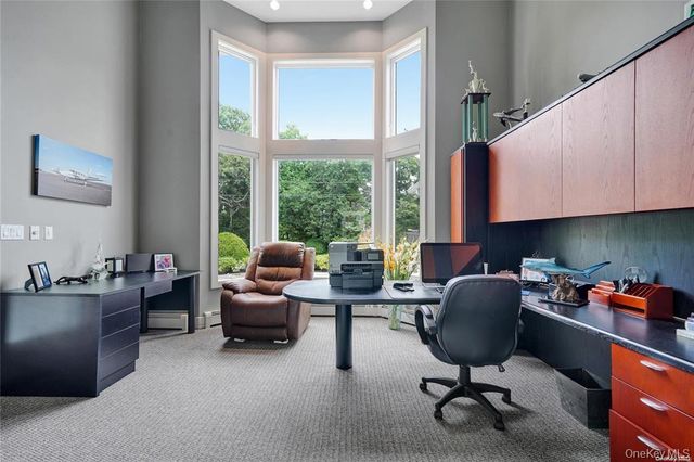 4 Mill Pond Road, Hampton Bays, NY 11946