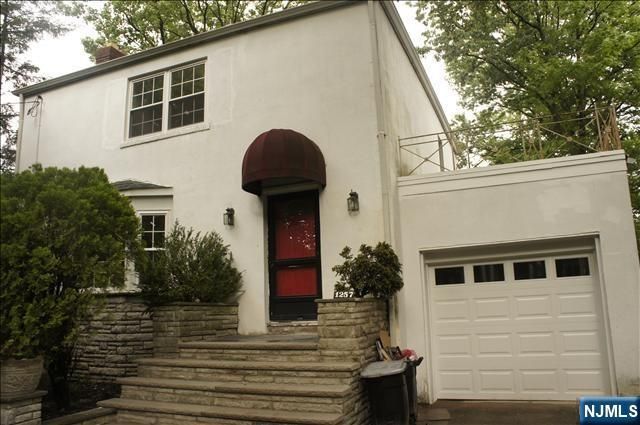 1257 Briar Way, Fort Lee, NJ 07024